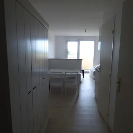 Les Bains F2 Avec Ascenseur