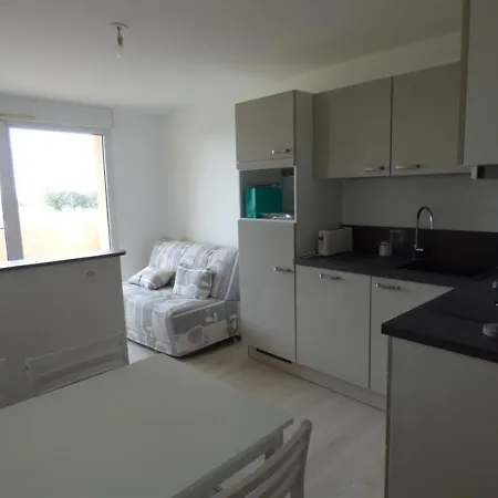 Les Bains F2 Avec Ascenseur Apartament Donville-les-Bains