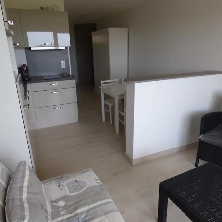 Les Bains F2 Avec Ascenseur * Donville-les-Bains